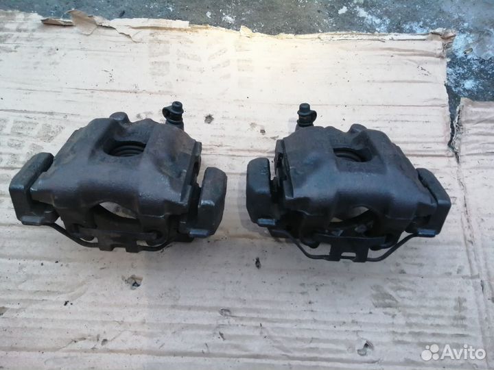 Суппорт тормозной задний BMW X5 e53