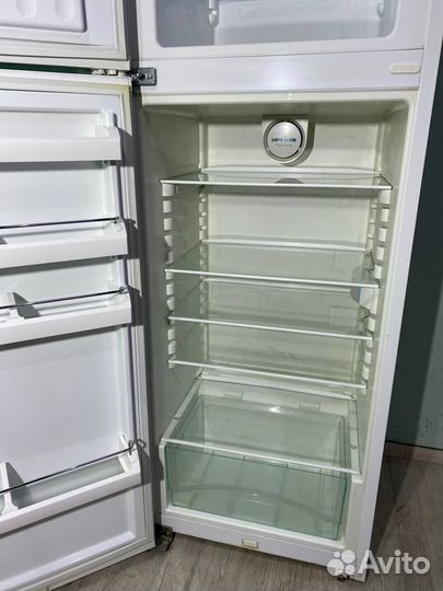 Холодильник Liebherr