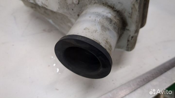 Бачок омывателя Hyundai H-1 Starex, 2010