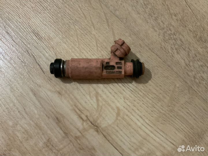 Топливная форсунка 1955004140 MR507376