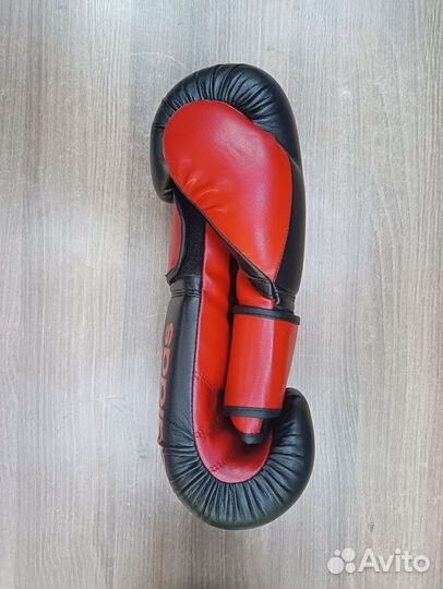 Перчатки боксерские