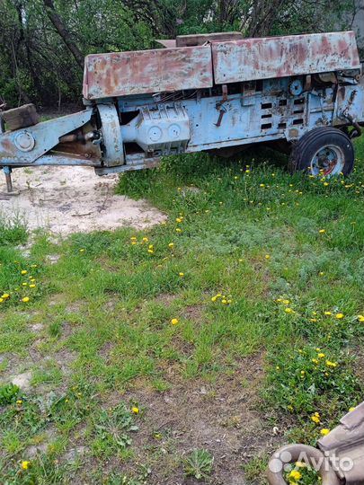 Пресс-подборщик Fortschritt К-454, 1981