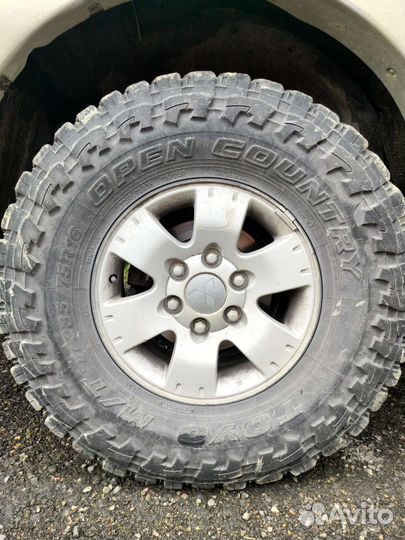 Toyo Open Country M/T 285/75 R16