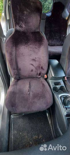 Накидки на сиденья автомобиля