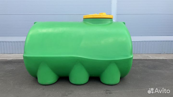 Емкости для воды 3000л