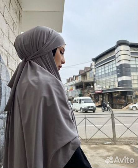 Азра на завязках