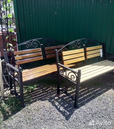 Лавочка садовая