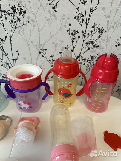 Детская посуда (поильники, пустышки и тд)