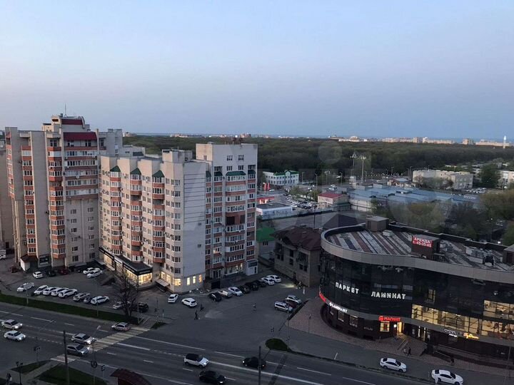 2-к. квартира, 57 м², 14/18 эт.