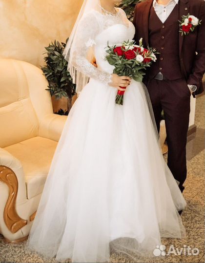 Свадебное платье