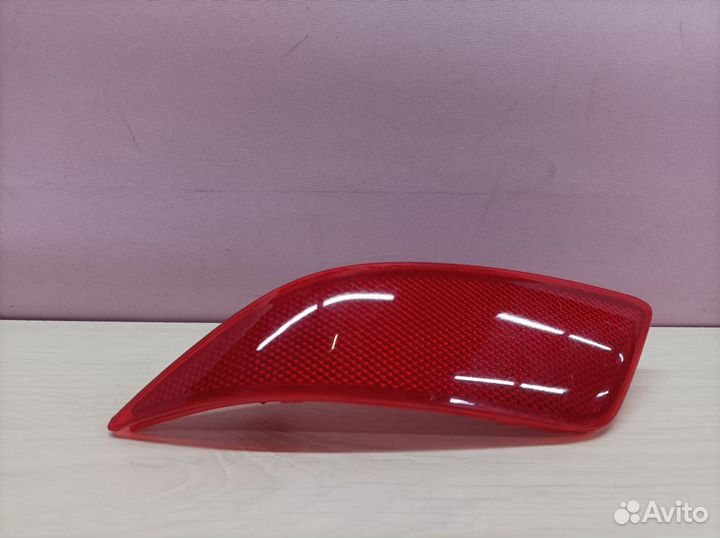 Отражатель левый Toyota Camry 7 хв50 11-17