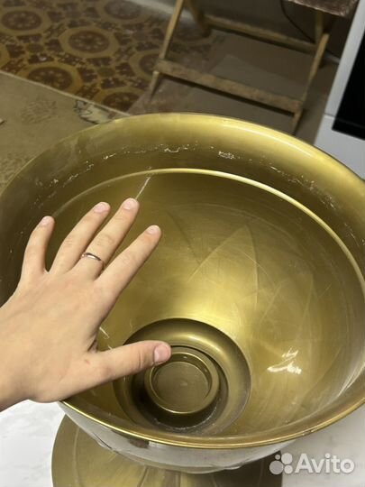 Горшок для цветка большой