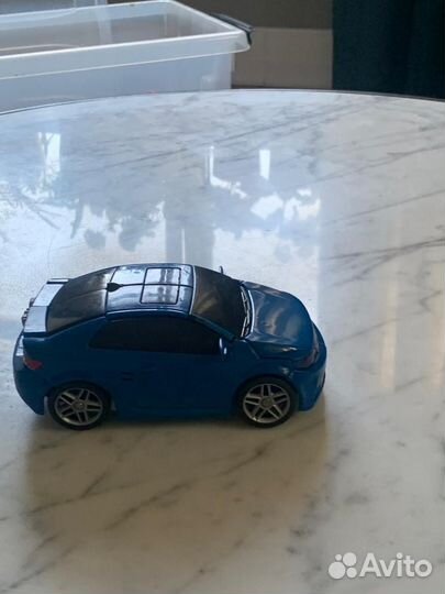 Тобот Титан