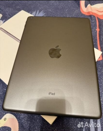 iPad 9th generation wi fi 64 grey