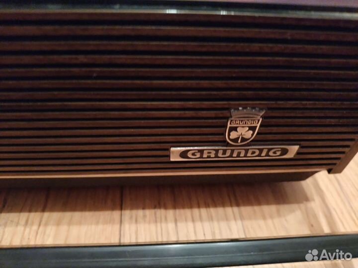 Катушечный магнитофон grundig