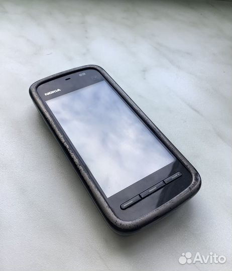 Nokia 5228