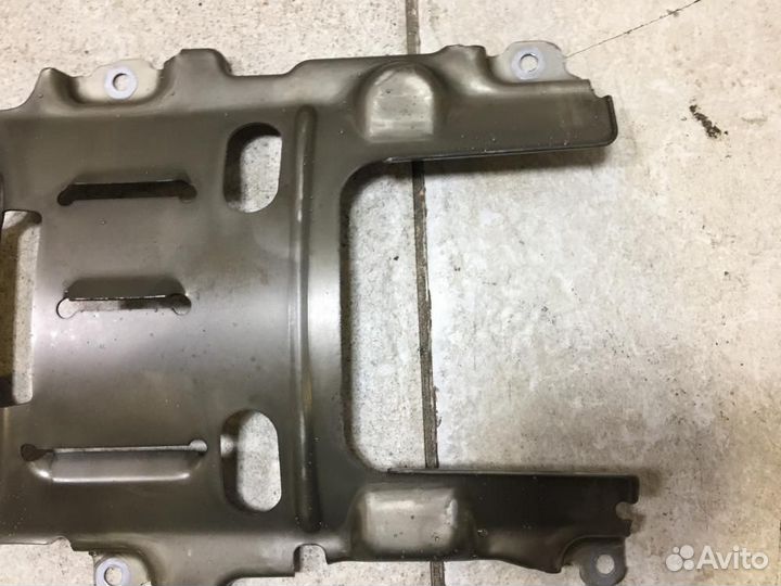 Маслоотражатель Infiniti QX70 S51