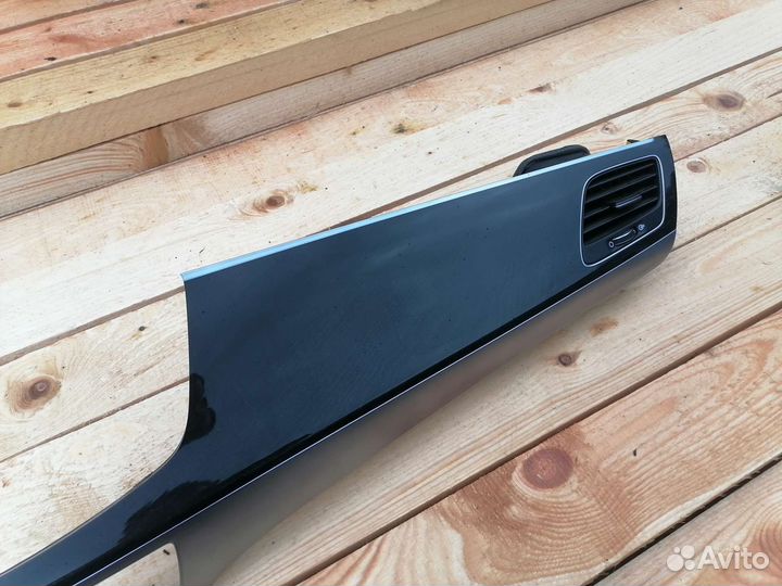 Hyundai Equus 2 Накладка торпедо правая под дерево