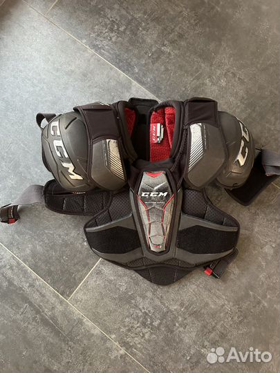 Нагрудник хоккейный