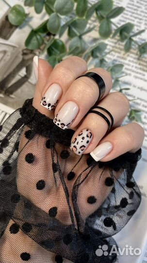 Маникюр, гель лак, наращивание, модель на педикюр