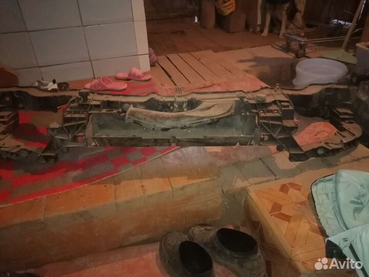 Усилитель верхний бампера