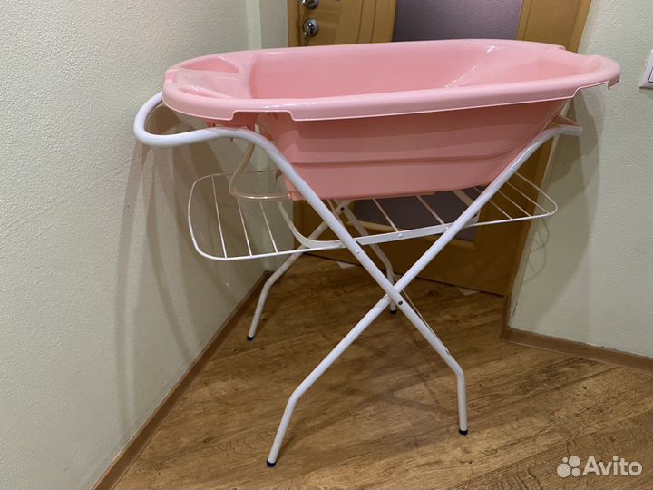 Детская ванночка с подставкой