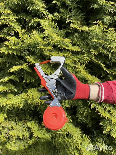 Тапенер для подвязка растений 10 лент 10000 скоб