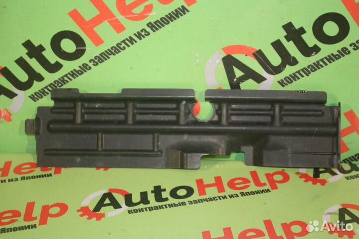 Защита радиатора toyota premio ZZT240 левая