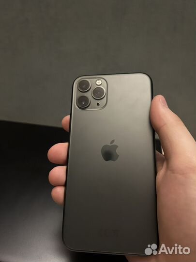 iPhone 11 Pro, 64 ГБ