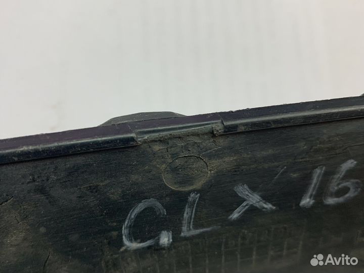 Левая накладка переднего бампера gl gls x166 x 166