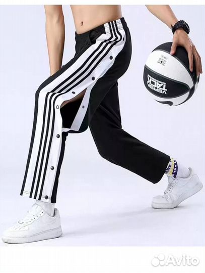 Спортивные штаны Adidas