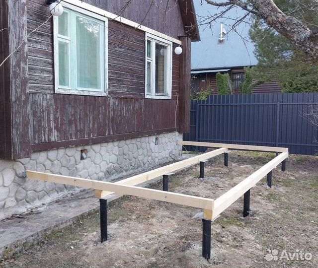 Бригада строителей