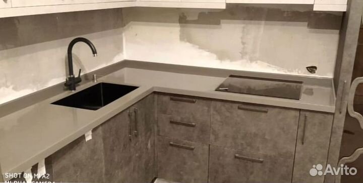 Столешница для кухни из искусственного камня