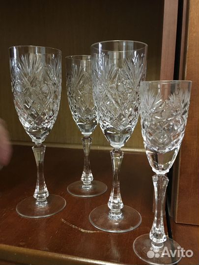 Хрустальные бокалы