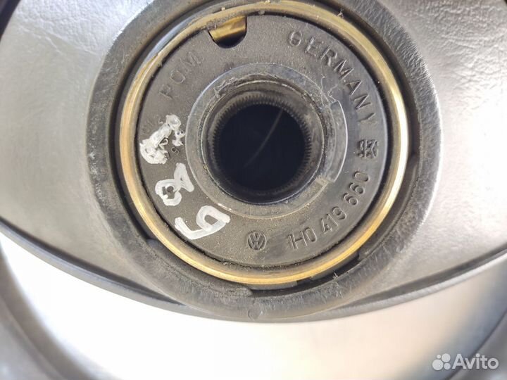 Рулевое колесо Volkswagen Golf 3