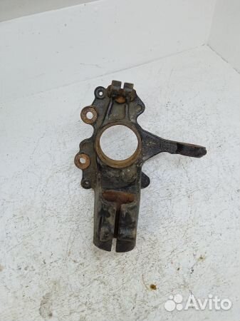 Кулак передний левый Форд