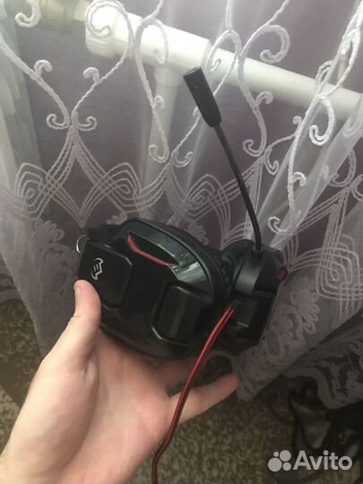 Игровые наушники