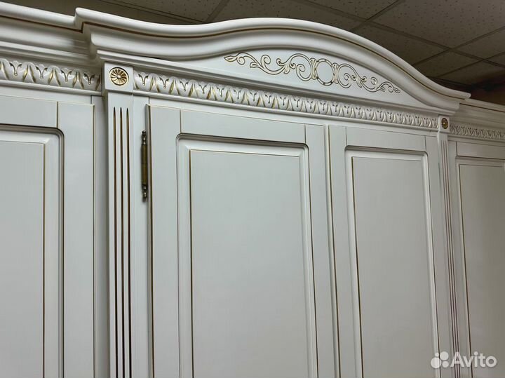 Шкаф из бука