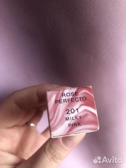 Губная помада givenchy