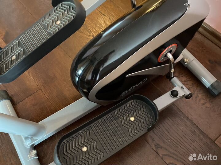 Эллиптический тренажер evo