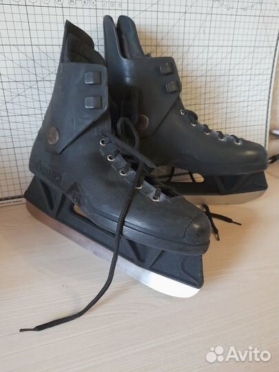 Коньки фигурные 37 размер бу
