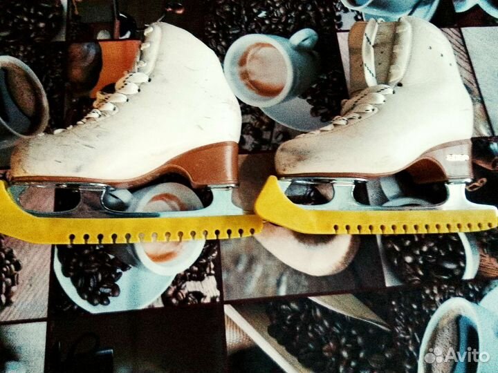 Профессиональные фигурные коньки Edea
