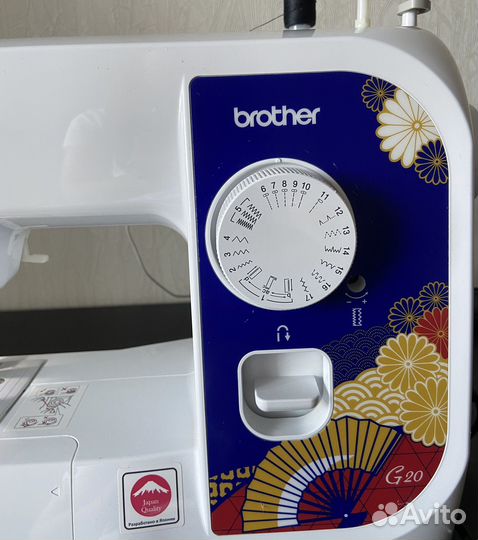 Швейная машина Brother