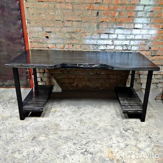 Компьютерный стол под два пк