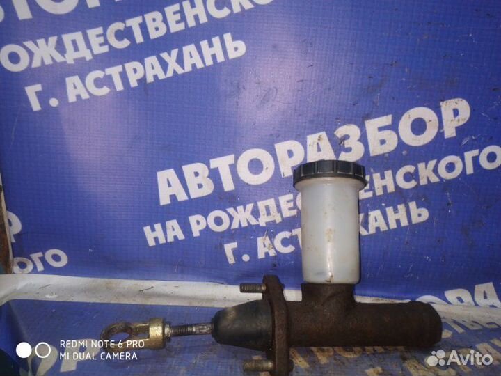 Главный цилиндр сцепления Газ Волга 3102 седан 402