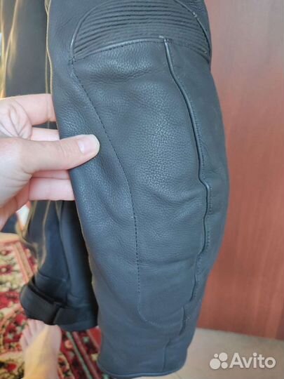 Мотокуртка кожаная мужская