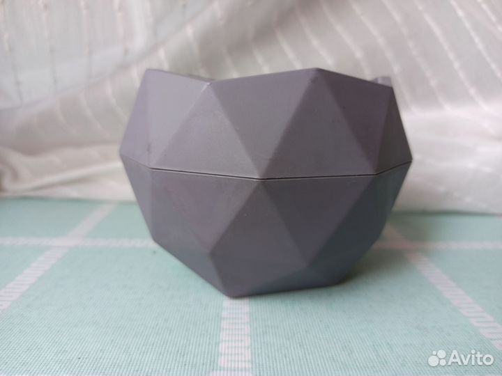 Кашпо горшок для цветов многогранный