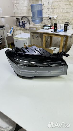 Фара передняя правая Geely Monjaro KX11