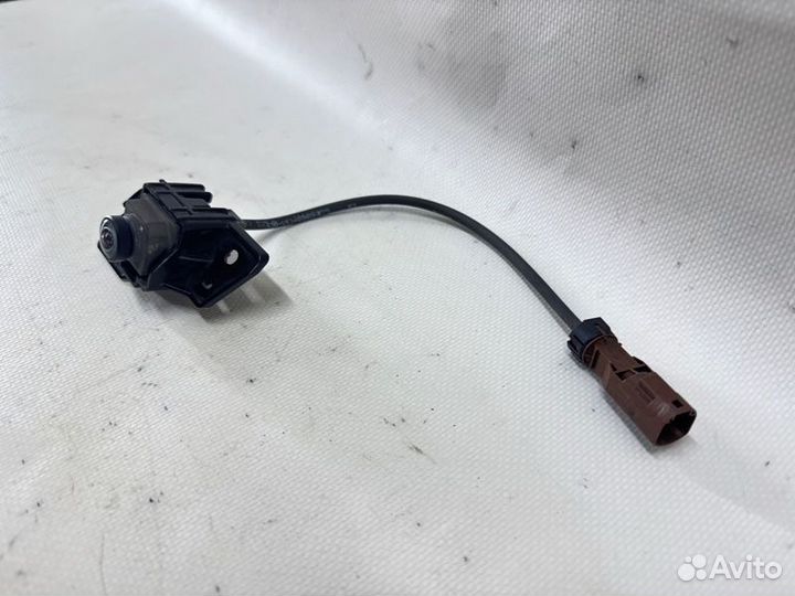 Камера переднего вида Mercedes-Benz X-Class 470