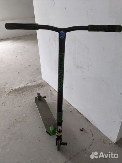 Трюковой самокат